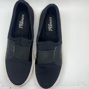 Vaneli sport Espadrilles Size 8